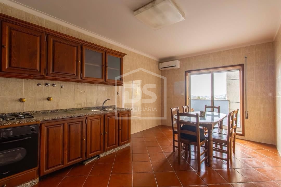 ARRENDAMENTO APARTAMENTO T2 NA LIXA